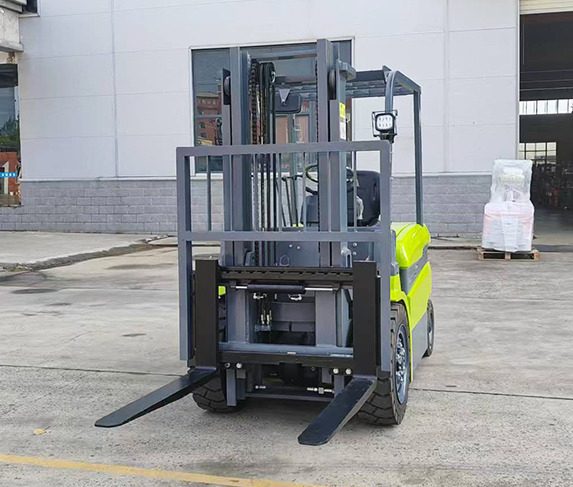 80V 3.5噸標(biāo)準(zhǔn)平衡重